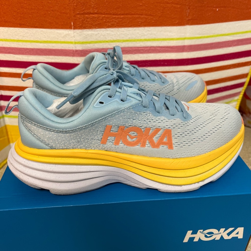 Hoka Bondi 8 Size 7.5 Summer Song/Country Air